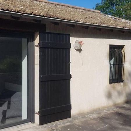 Vila Maisonnette Sur La Voie Verte A Berze La Ville Exteriér fotografie