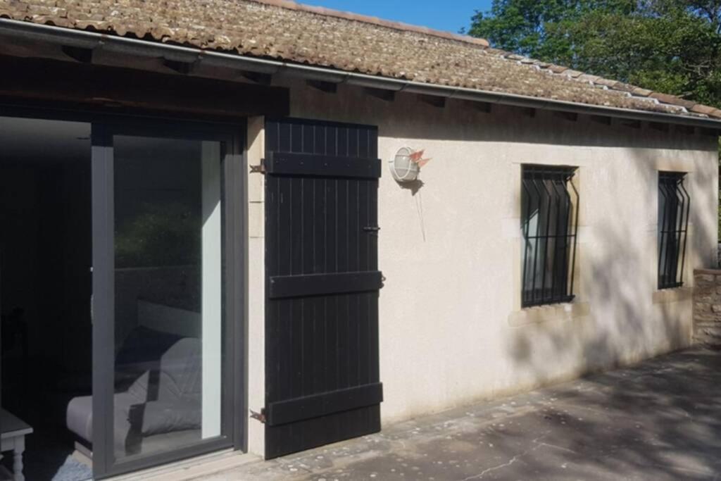 Vila Maisonnette Sur La Voie Verte A Berze La Ville Exteriér fotografie